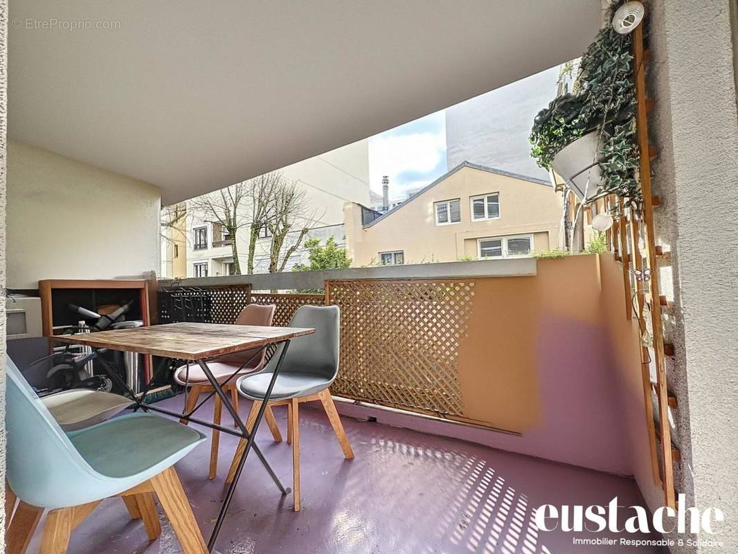 Appartement à PARIS-20E