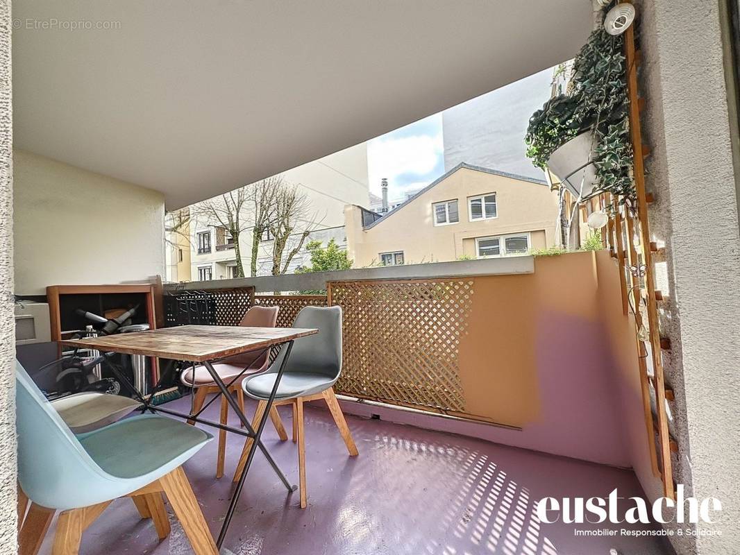 Appartement à PARIS-20E