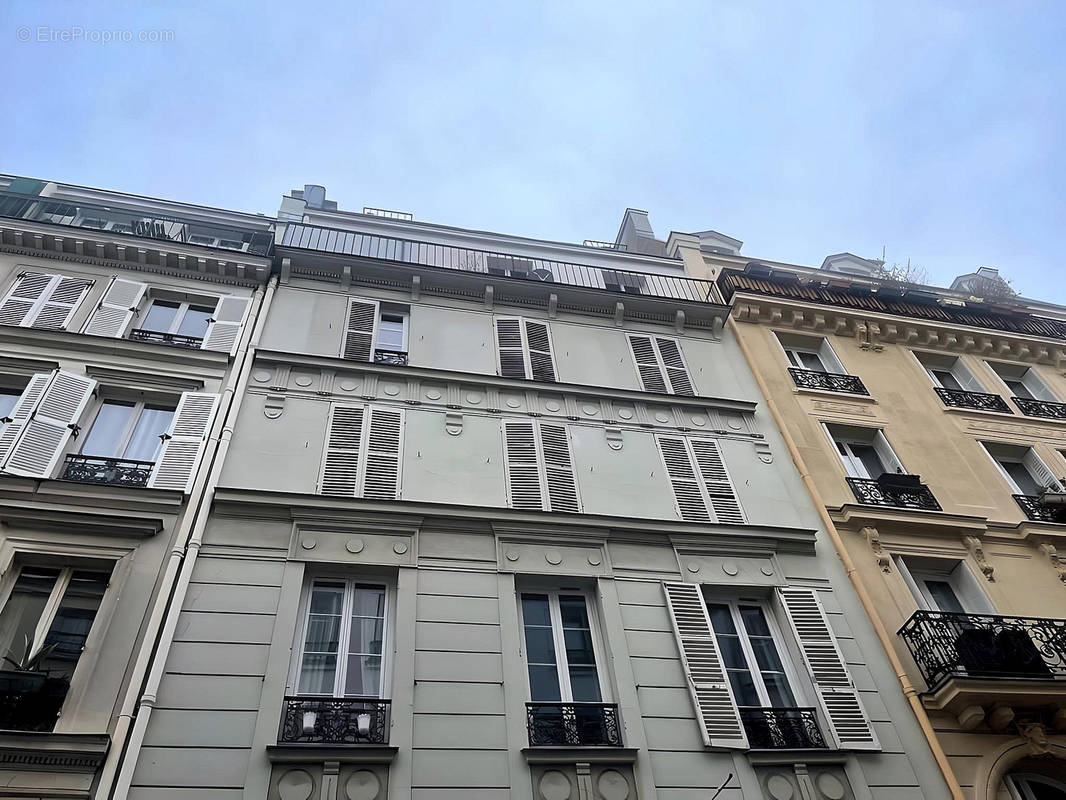 Appartement à PARIS-11E