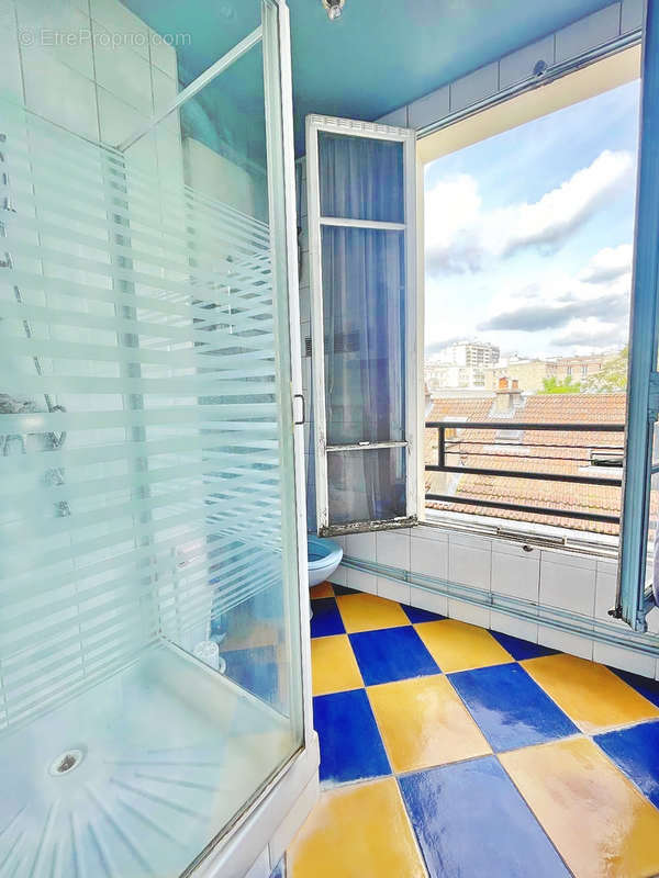 Appartement à PARIS-20E