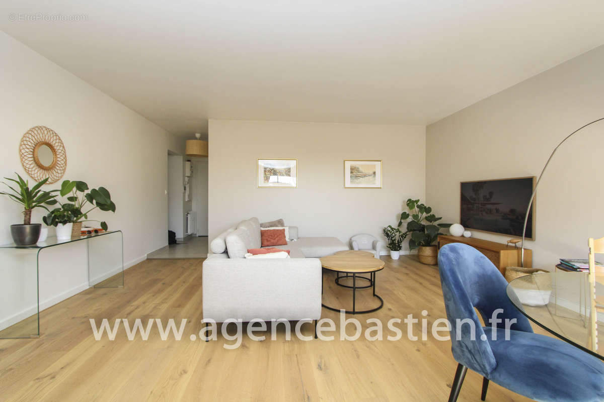 Appartement à DIVONNE-LES-BAINS