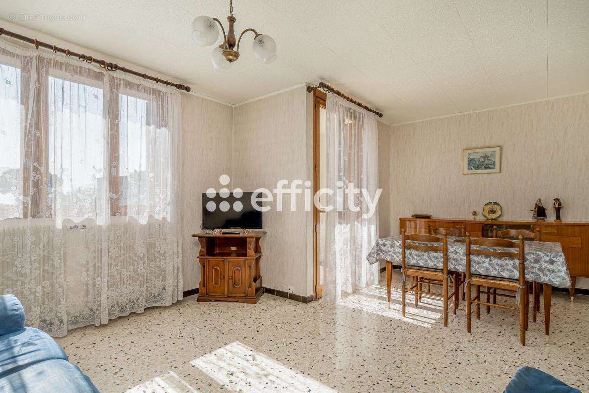 Appartement à MARSEILLE-13E