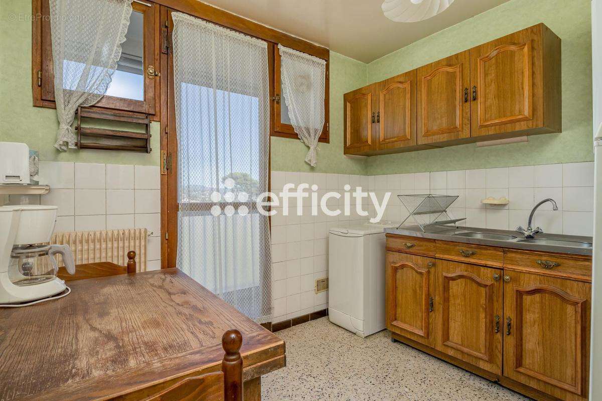 Appartement à MARSEILLE-13E