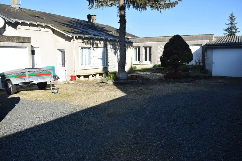 Maison à THOUARS