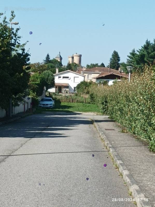 Terrain à FOIX