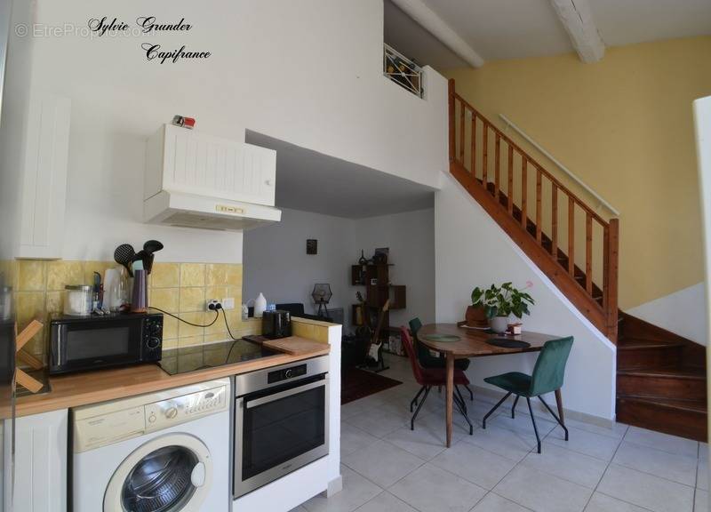 Appartement à SALON-DE-PROVENCE