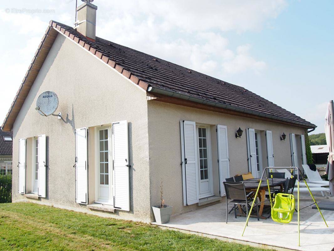 Maison à ASNIERES-LES-DIJON