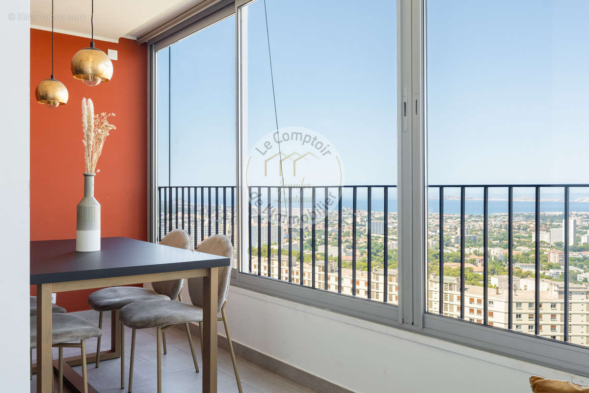 Appartement à MARSEILLE-9E