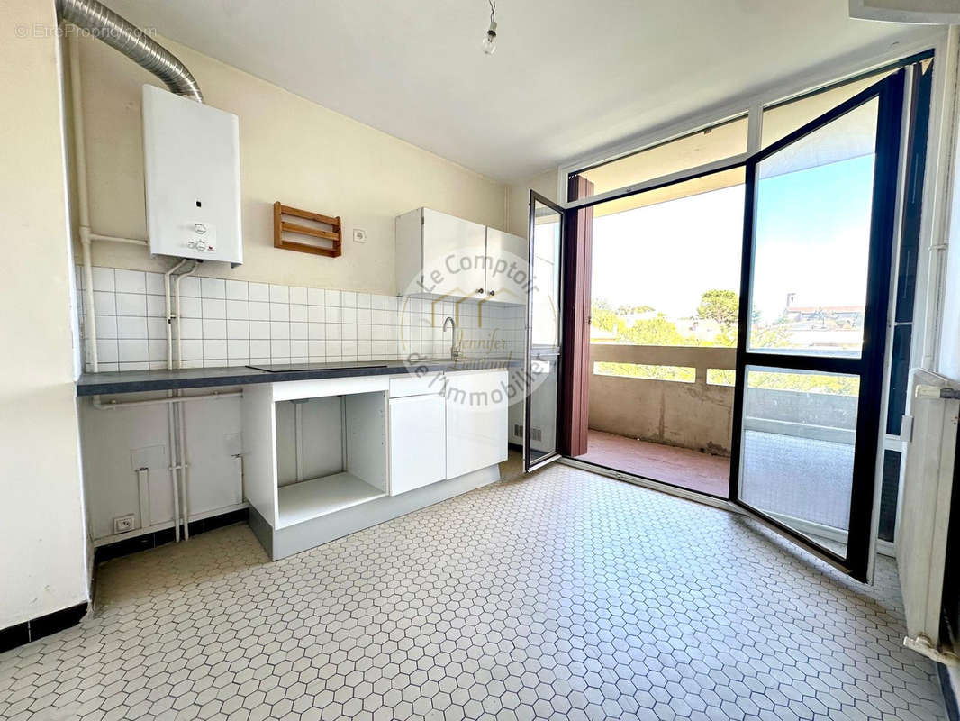 Appartement à MARSEILLE-12E