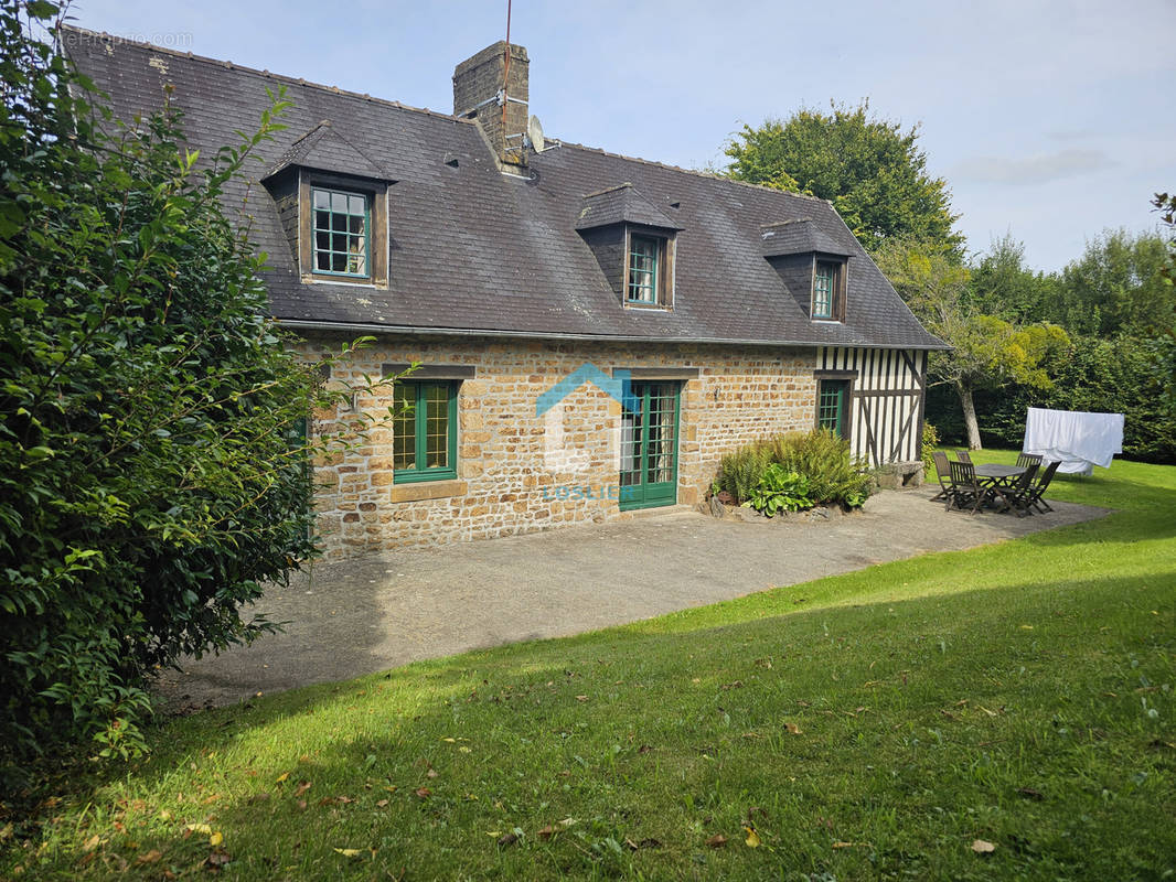 Maison à LE GRAND-CELLAND