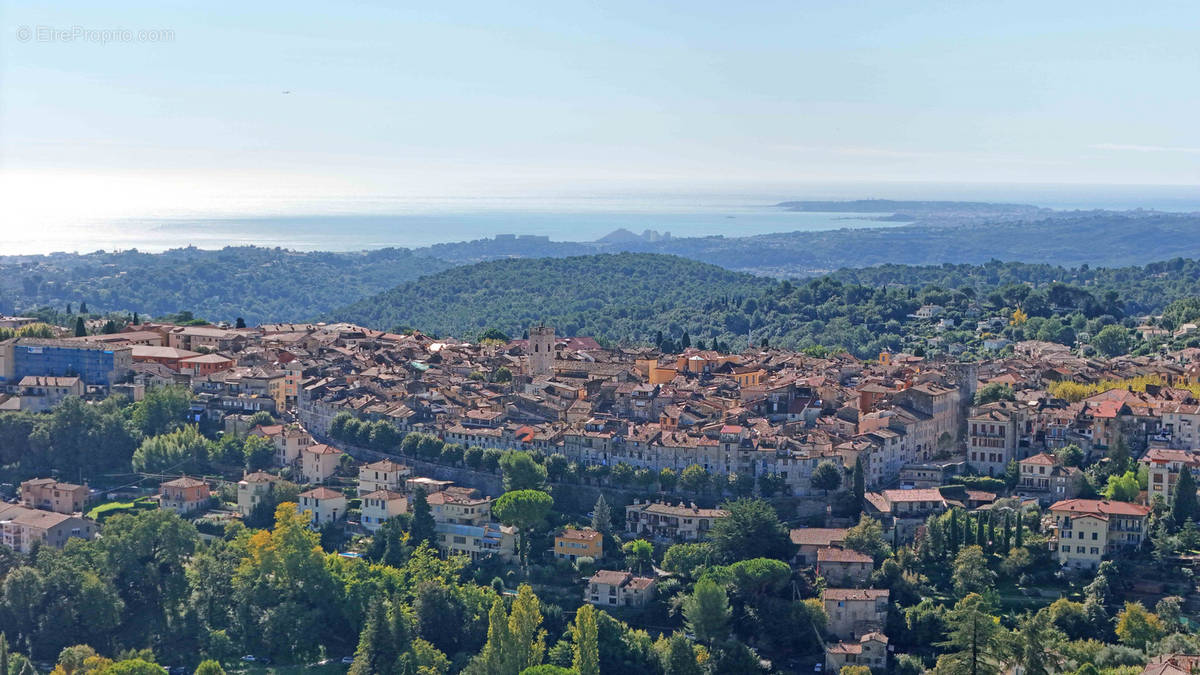 Terrain à VENCE