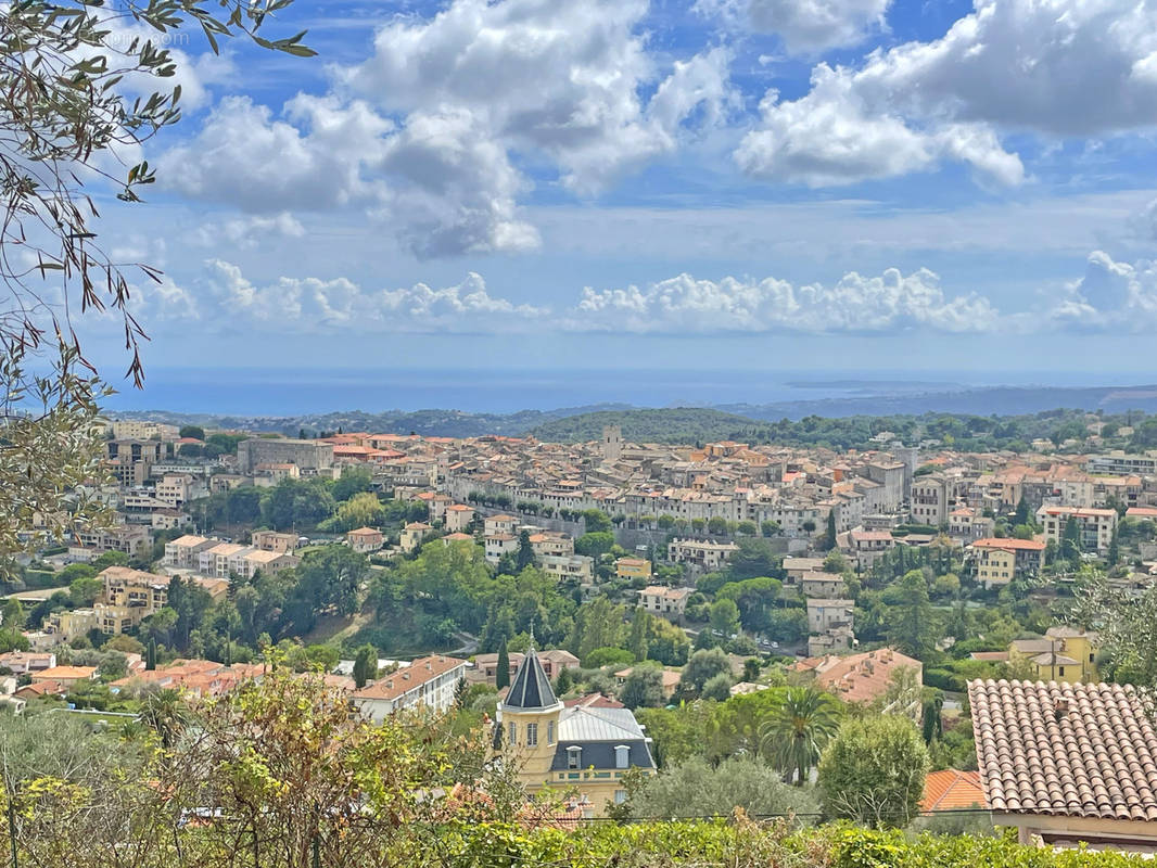 Terrain à VENCE