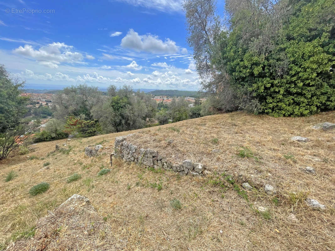 Terrain à VENCE