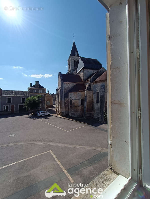 Appartement à SANCERGUES