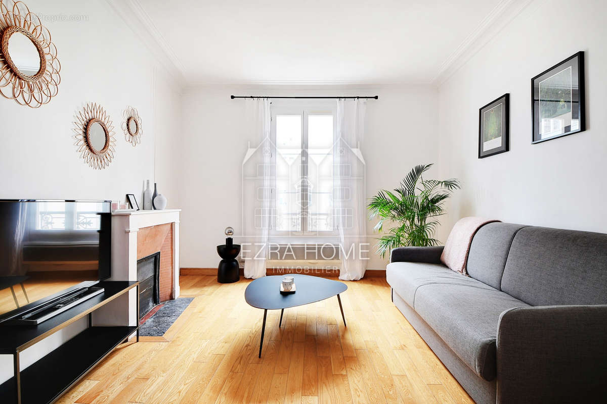 Appartement à PARIS-17E