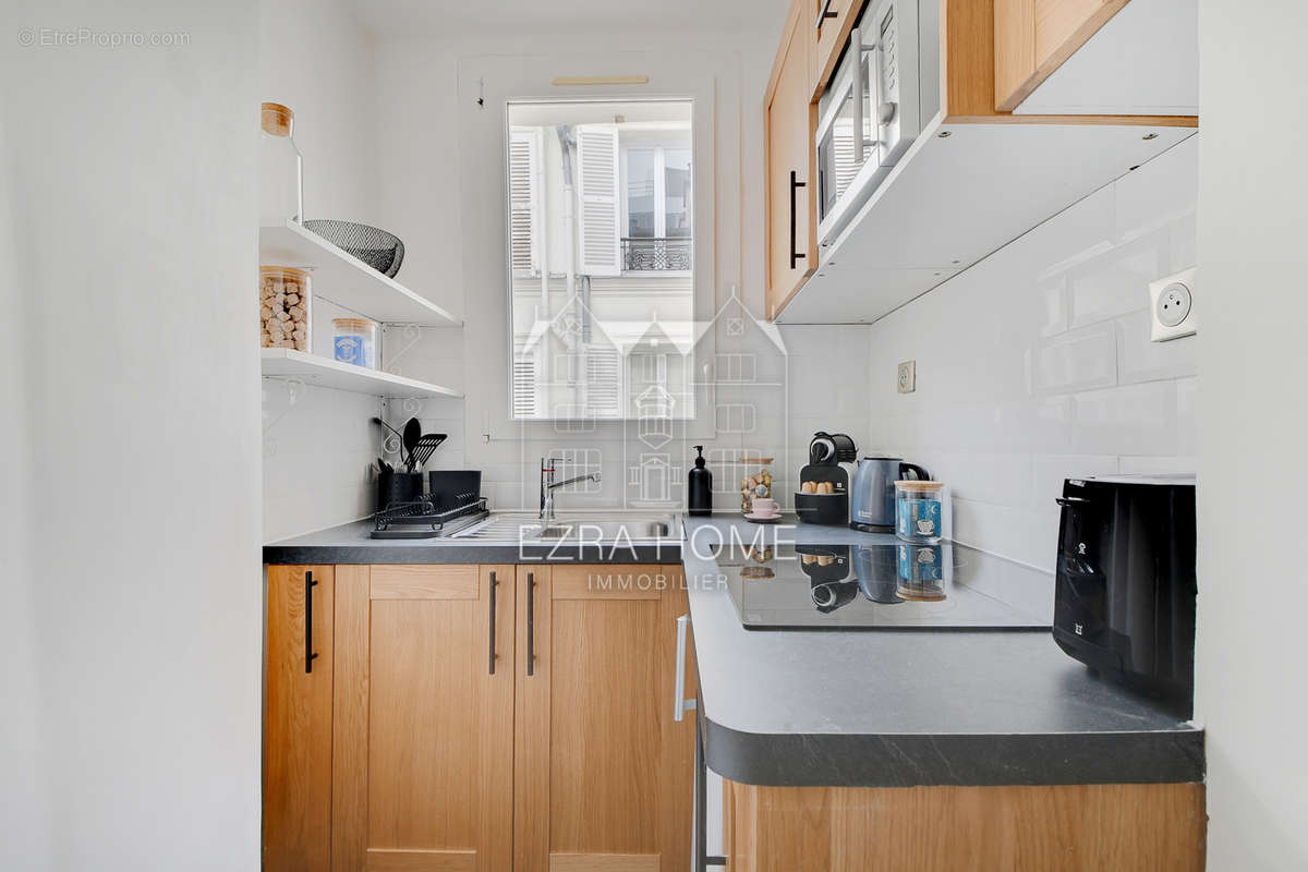 Appartement à PARIS-17E