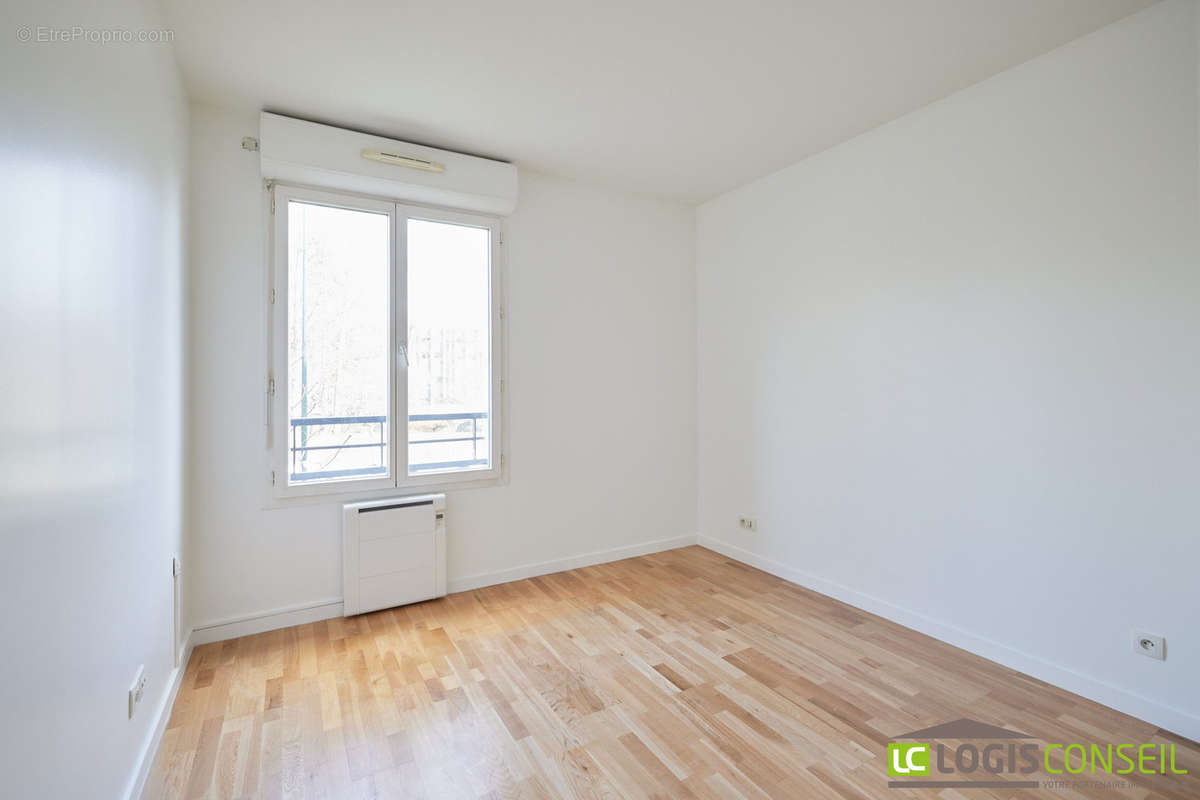 Appartement à LE PLESSIS-ROBINSON