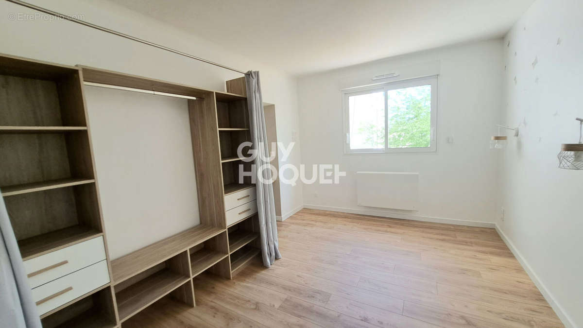 Appartement à THEIX