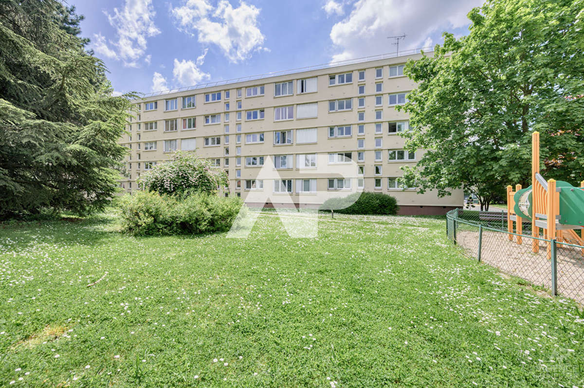 Appartement à RUEIL-MALMAISON