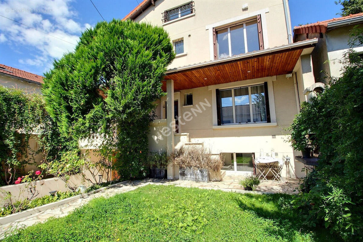 Maison à MONTREUIL