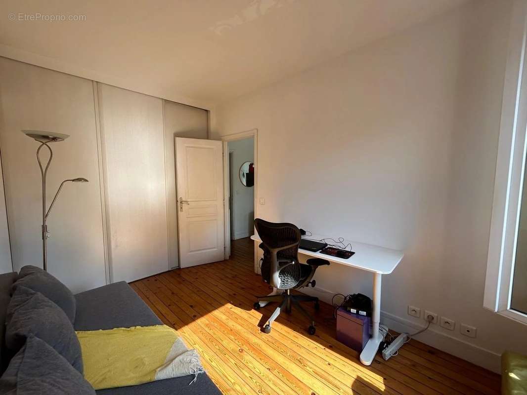 Appartement à ISSY-LES-MOULINEAUX