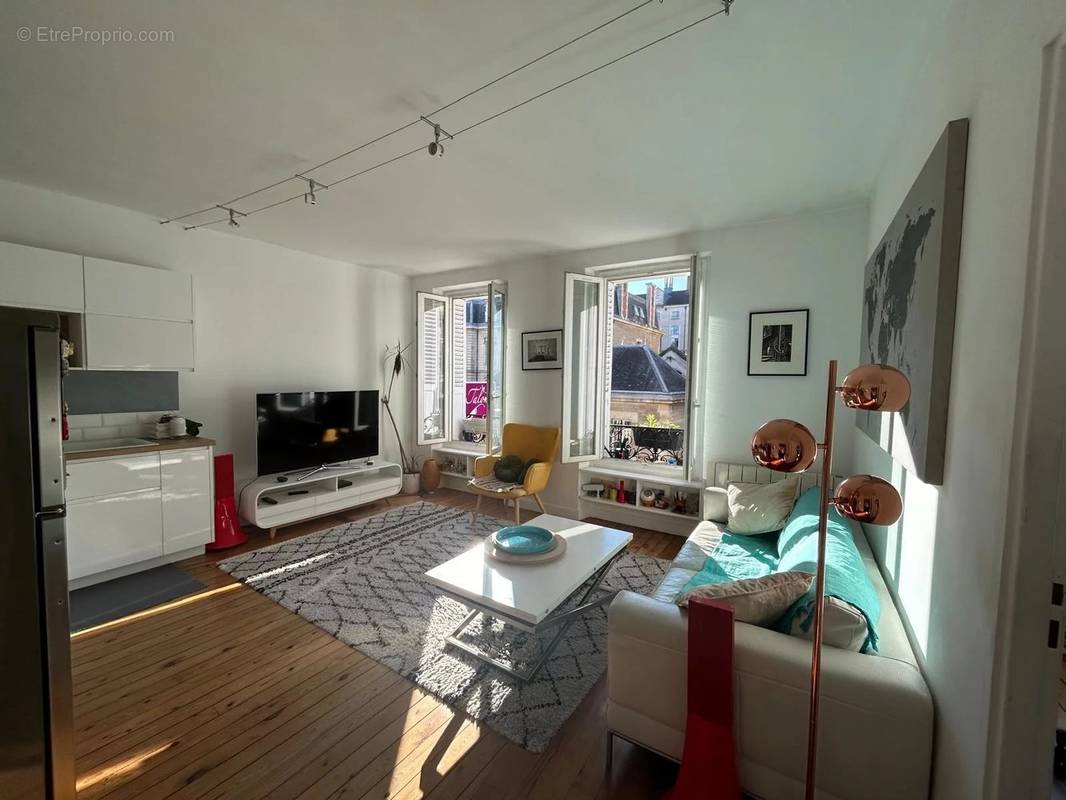 Appartement à ISSY-LES-MOULINEAUX