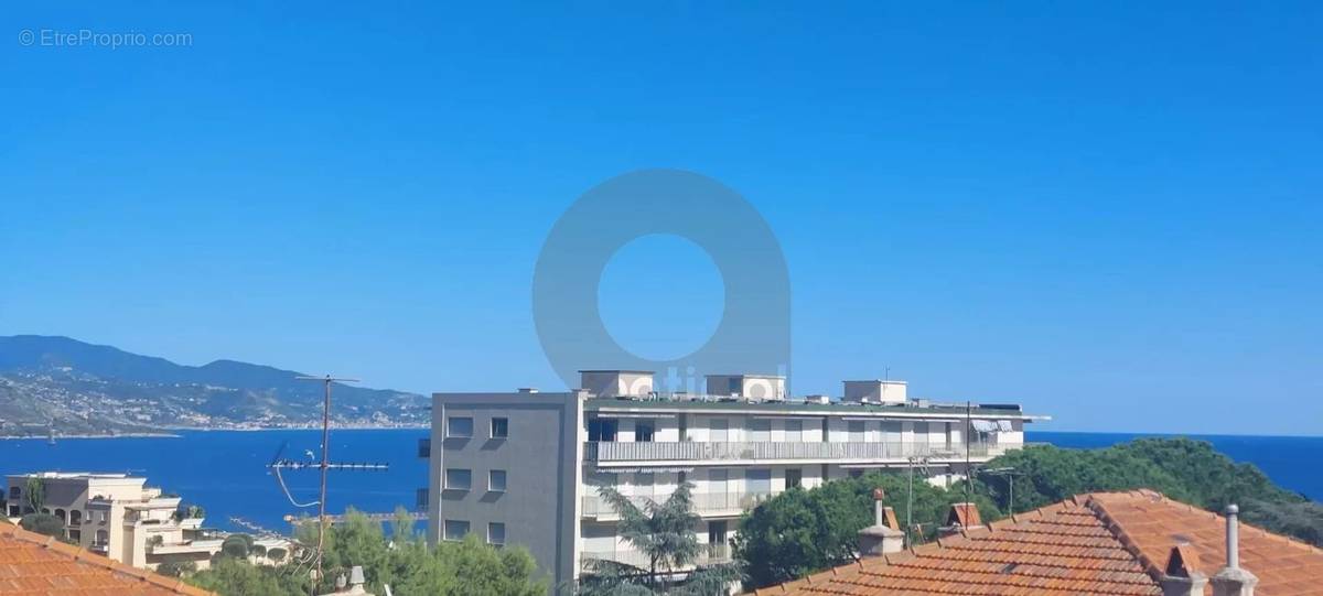 Appartement à ROQUEBRUNE-CAP-MARTIN