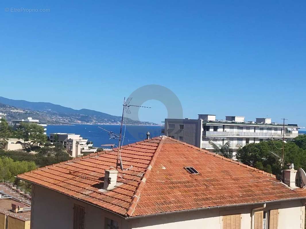 Appartement à ROQUEBRUNE-CAP-MARTIN