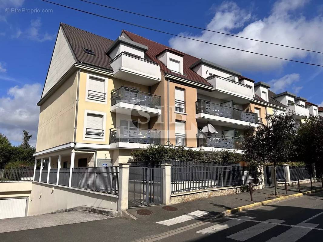 Appartement à MONTLHERY