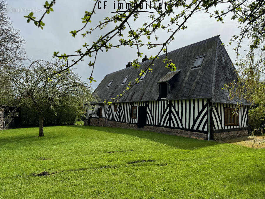 Maison à BERNAY