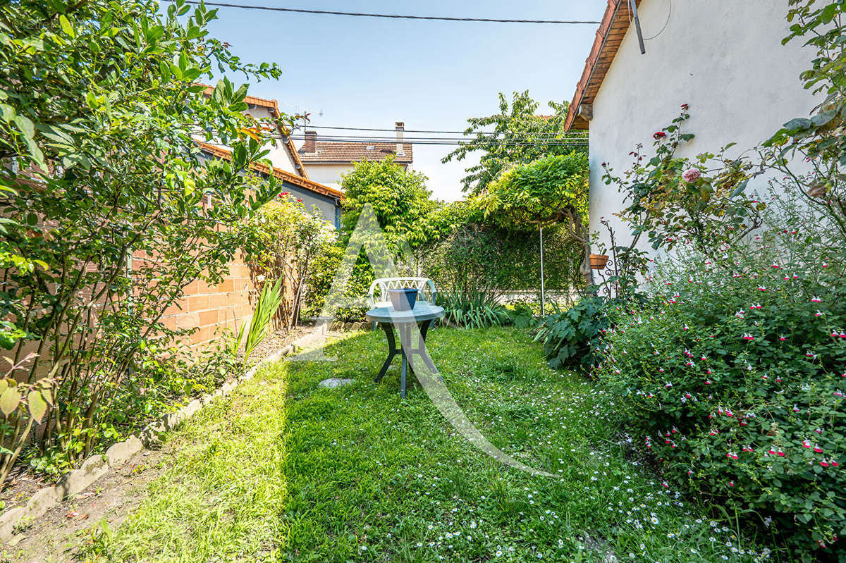 Maison à CHATILLON