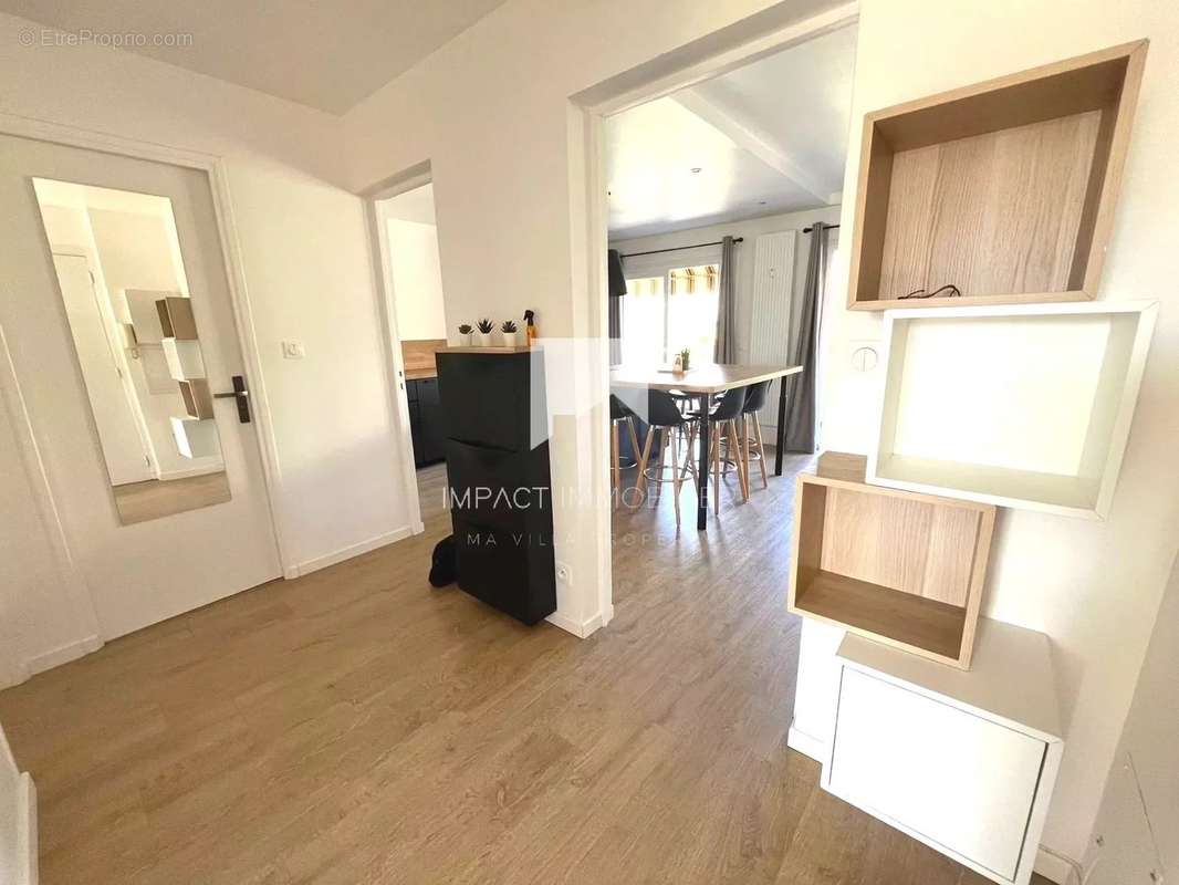 Appartement à HYERES