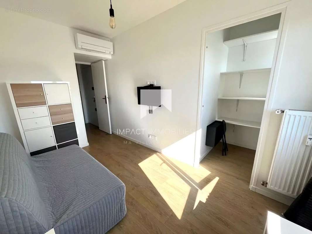 Appartement à HYERES