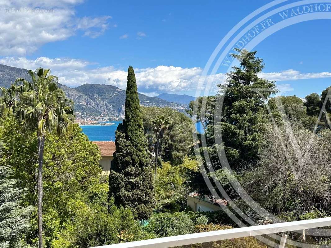 Appartement à ROQUEBRUNE-CAP-MARTIN