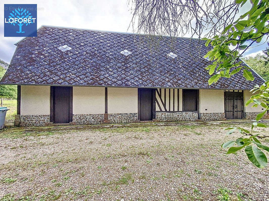 Maison à BERNAY