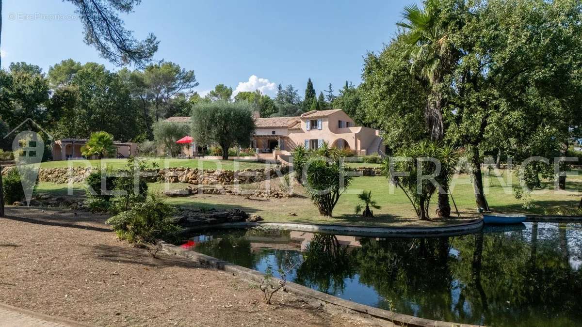 Maison à MOUGINS