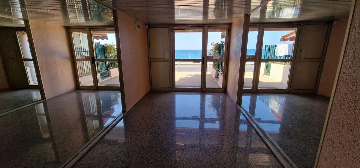 Appartement à MENTON