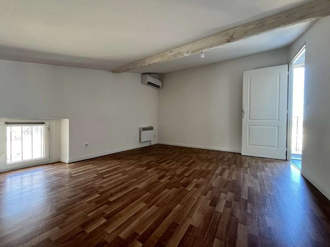 Appartement à LA CALMETTE