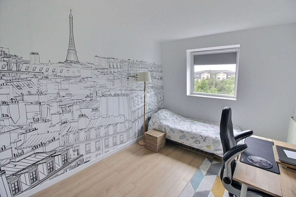 Appartement à VERNEUIL-SUR-SEINE