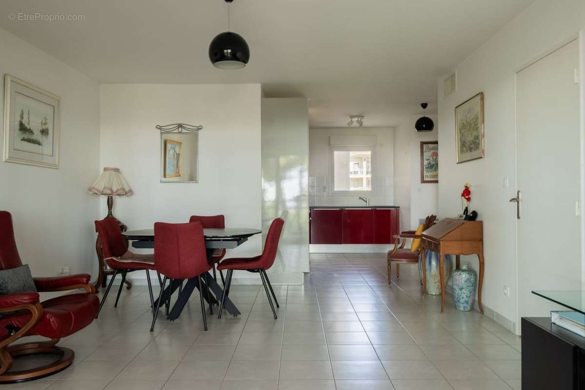 Appartement à HYERES