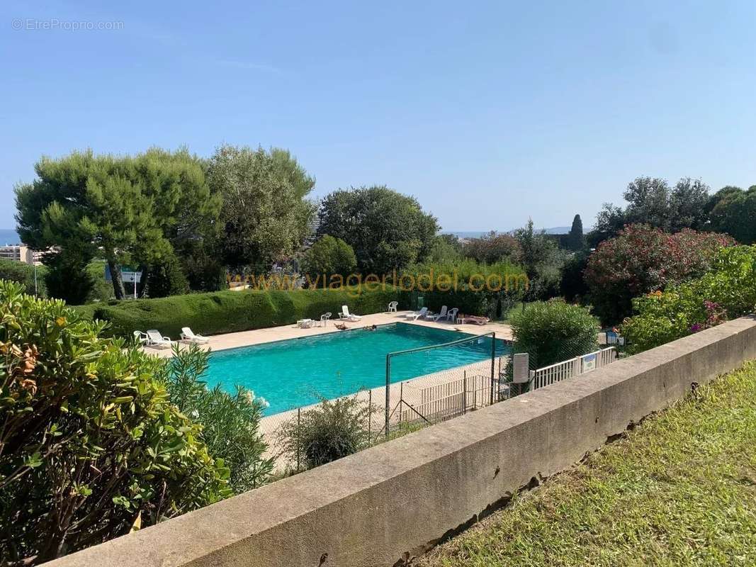 Appartement à VILLENEUVE-LOUBET