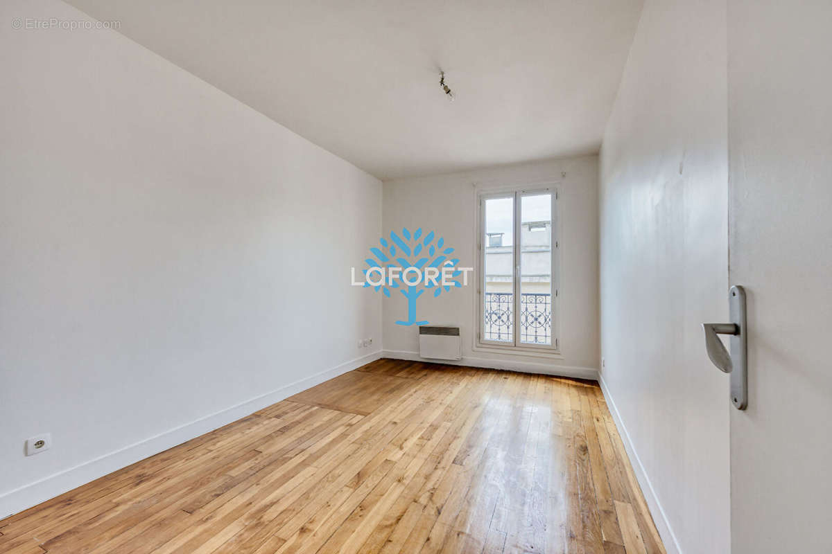 Appartement à PARIS-20E