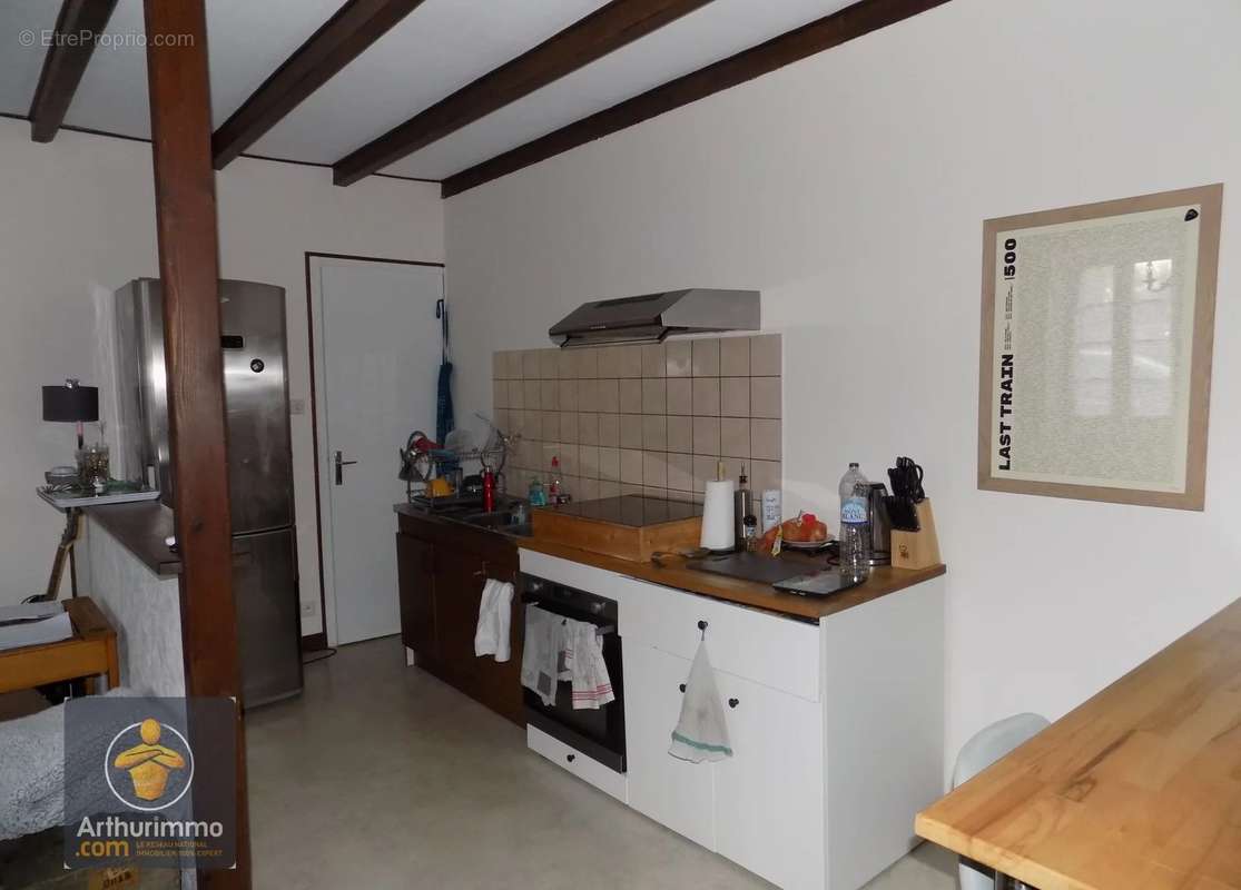 Appartement à MAUZE-SUR-LE-MIGNON