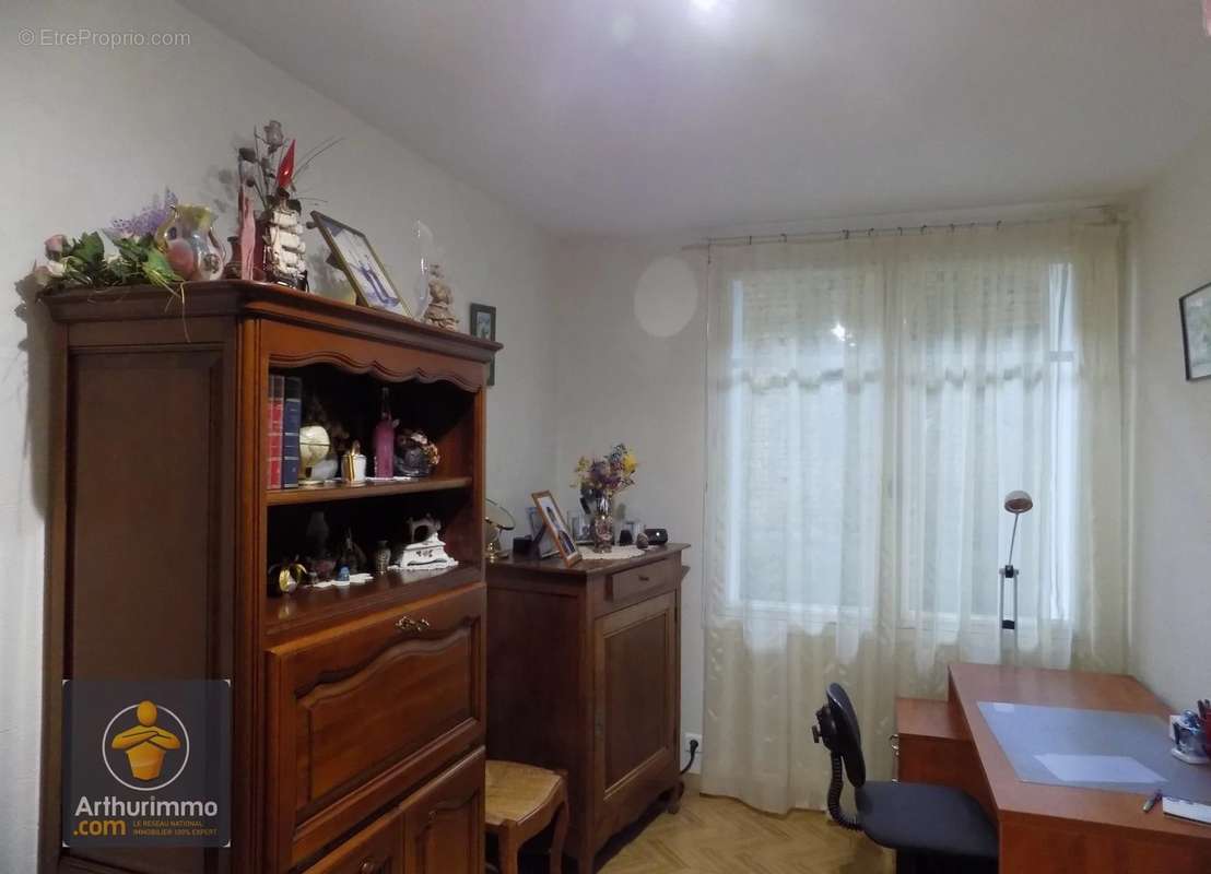 Appartement à MAUZE-SUR-LE-MIGNON