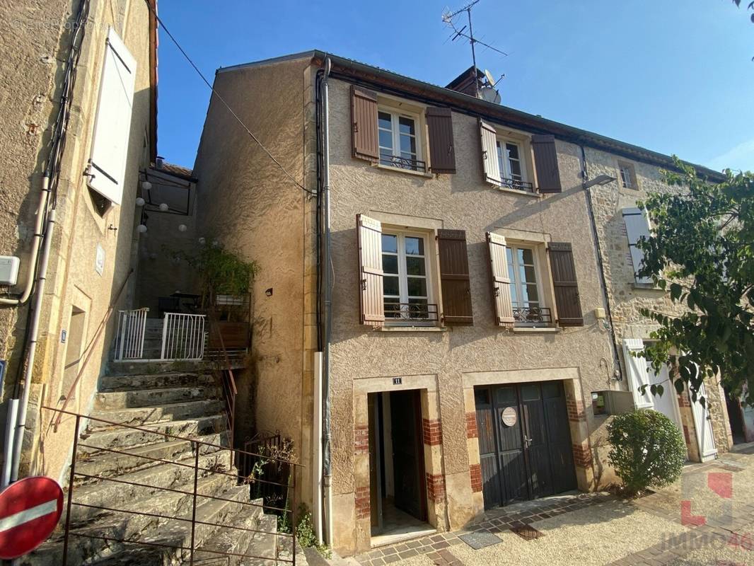 Maison à PRAYSSAC