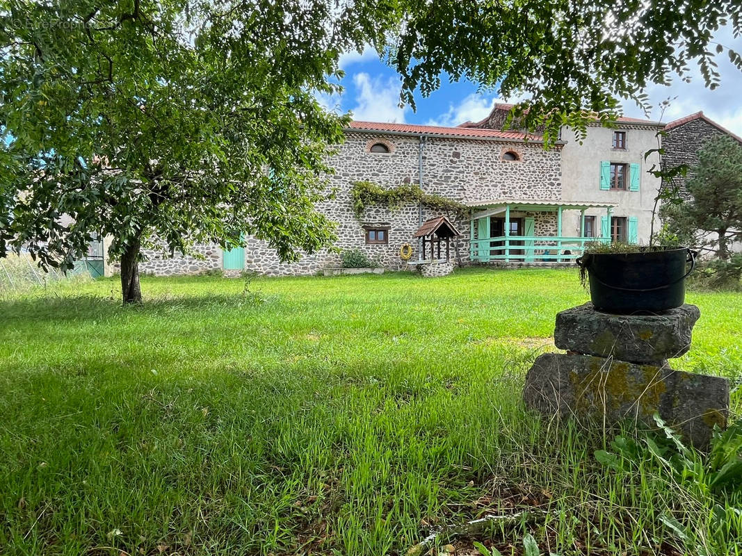 Maison à SAINT-GEORGES-D&#039;AURAC