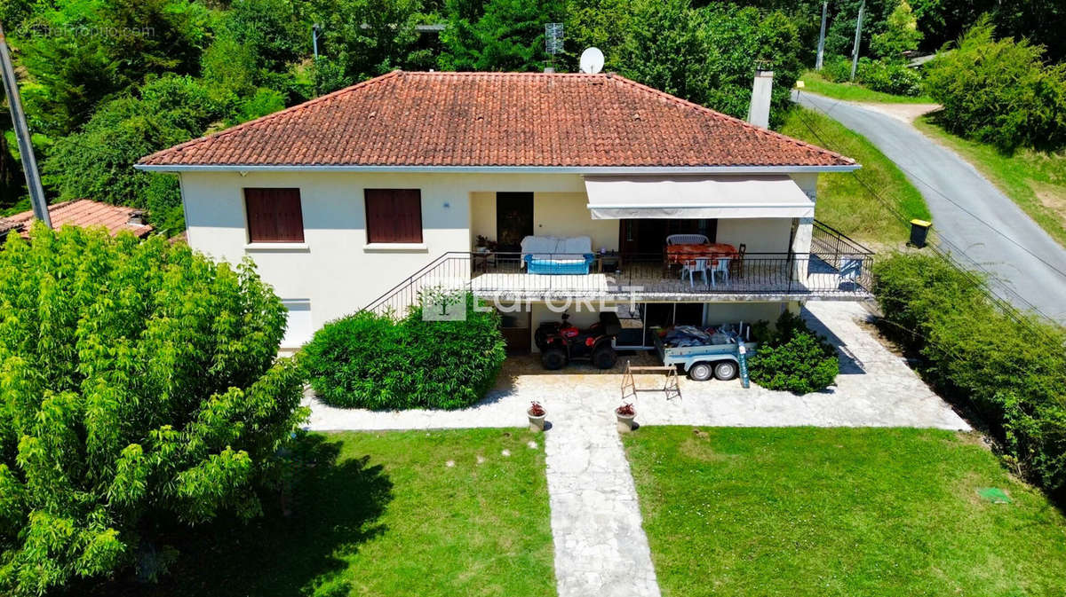 Maison à CASSEUIL