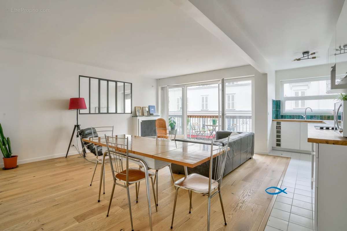 Appartement à PARIS-9E