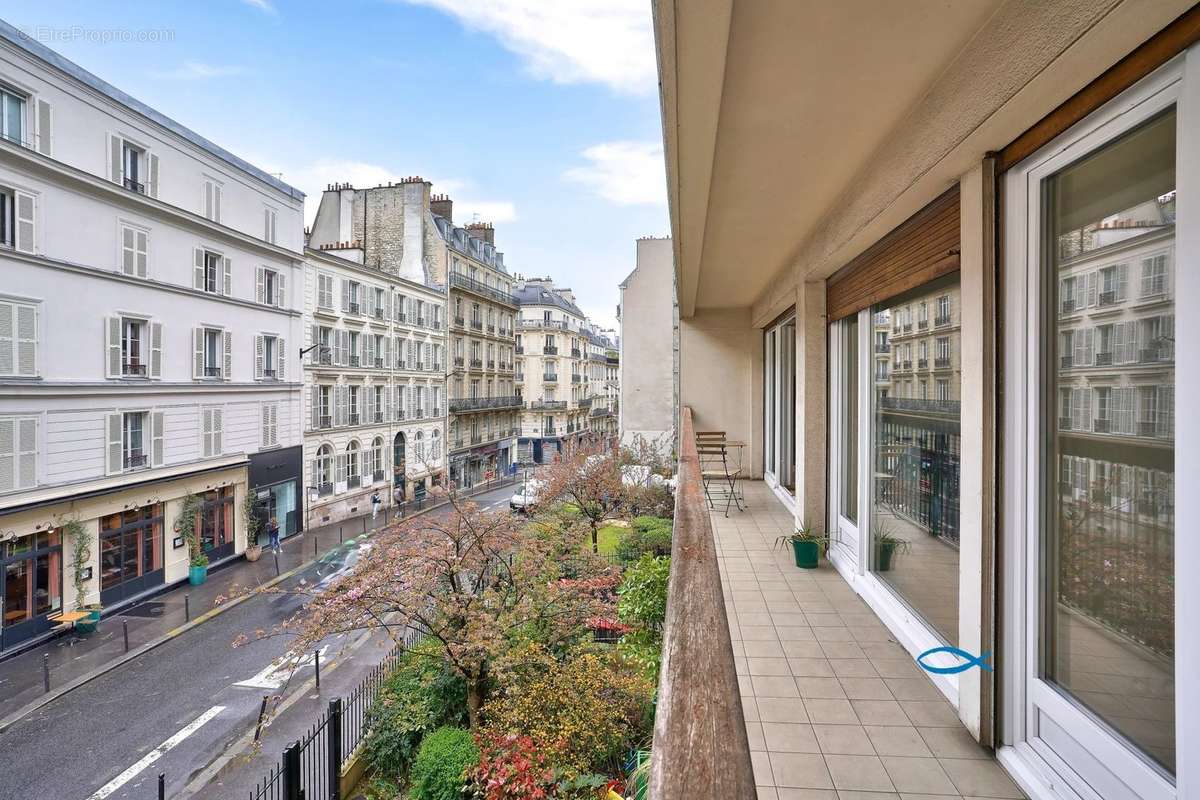 Appartement à PARIS-9E