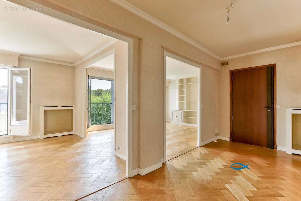 Appartement à VERSAILLES